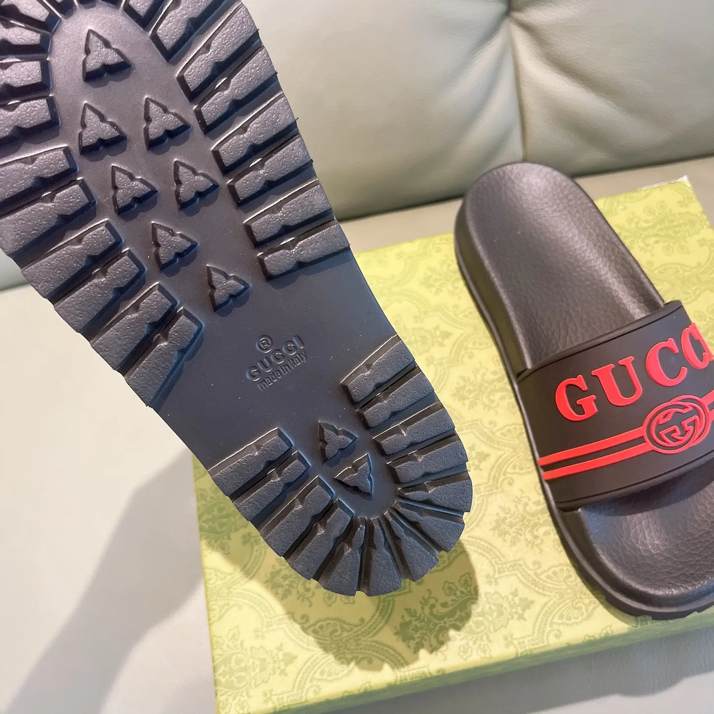 Men's Men's Shoes 130🐮🐮Gucci Gucci Slippers Gucci 2024 latest beach sandals slippers Original molding double G LOGO Original molding consistent Outsole: Men's Men's Shoes u double-layer outsole Size: 35-46